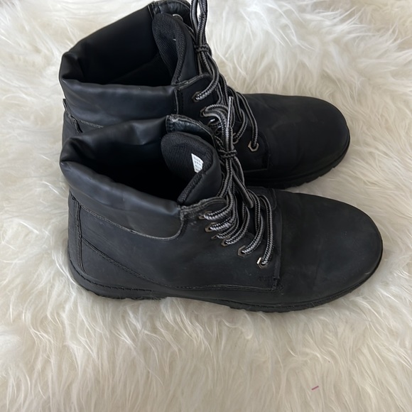 Combat Boots Size 7/8 - Picture 4 of 6